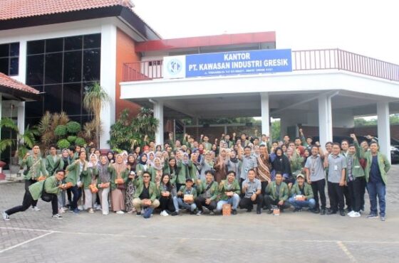 STUDI EKSKURSI MAHASISWA ADMINISTRASI BISNIS 2016