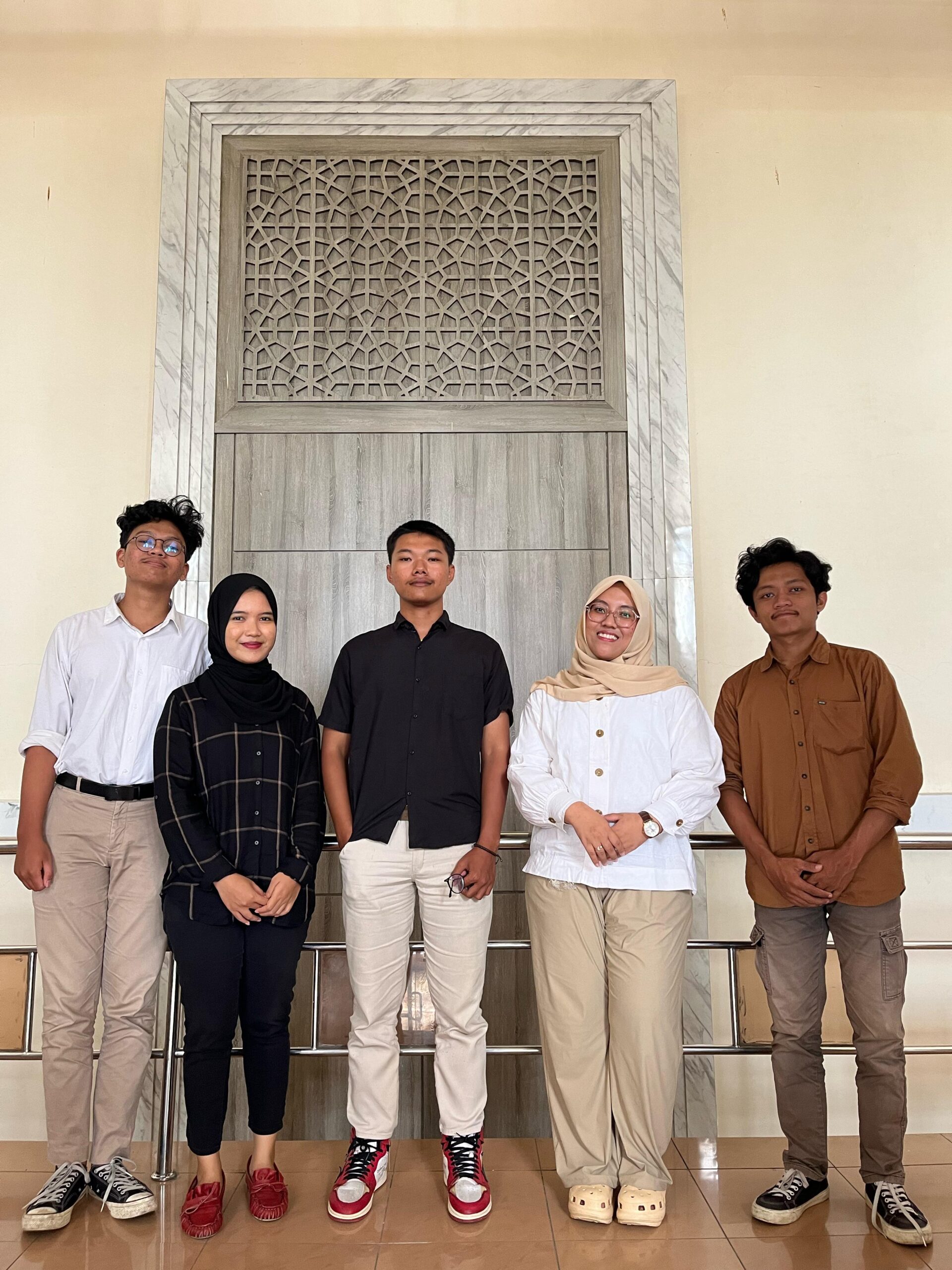 Mahasiswa UPN “Veteran” Yogyakarta Raih Pendanaan P2MW 2025 melalui Inovasi Bisnis Digital “Growzy Creative”