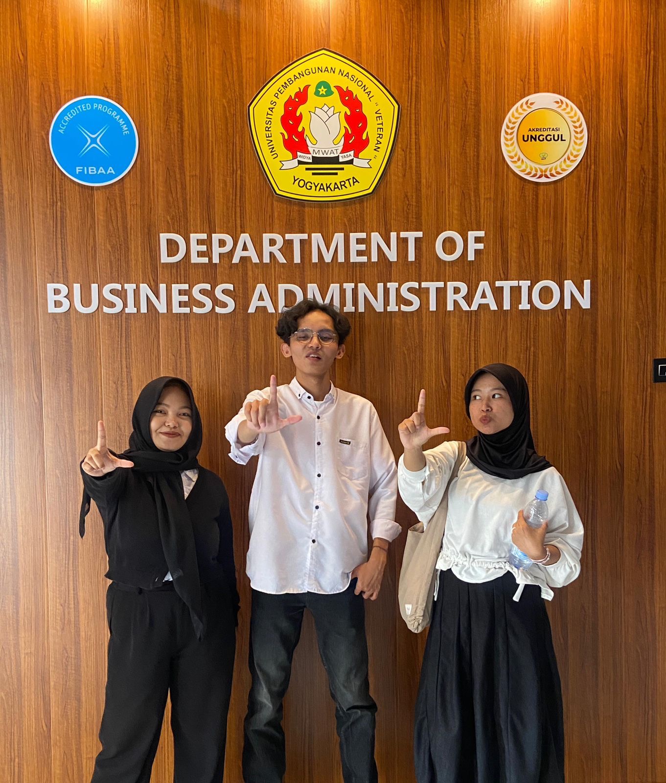 Mahasiswa Ilmu Administrasi Bisnis UPN “Veteran” Yogyakarta Raih Juara 1 Lomba Support Local